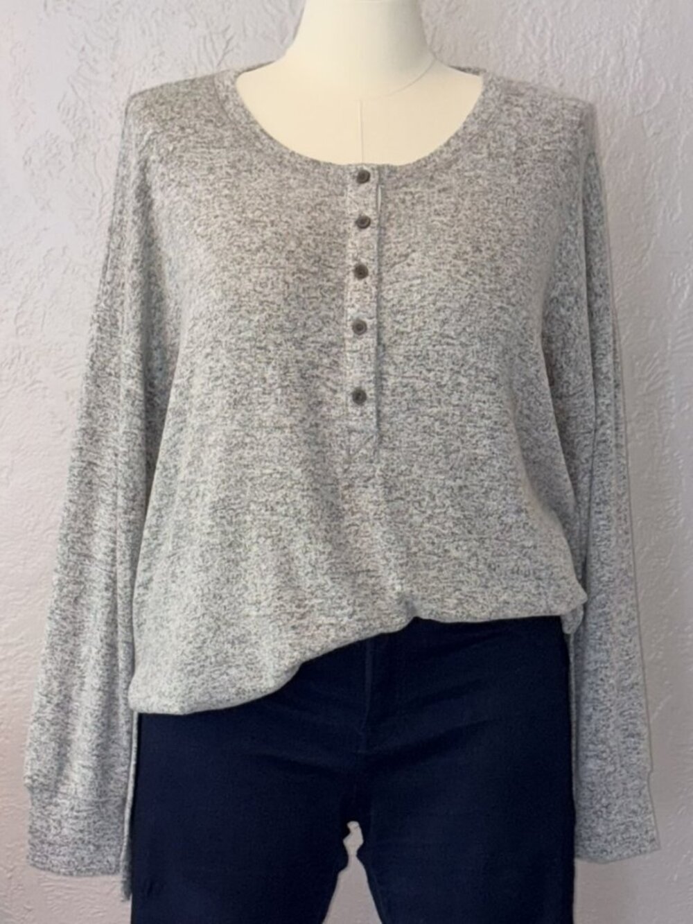 Old Navy Plush-Knit Heather Grey Long Sleeve Henley Tunic Large